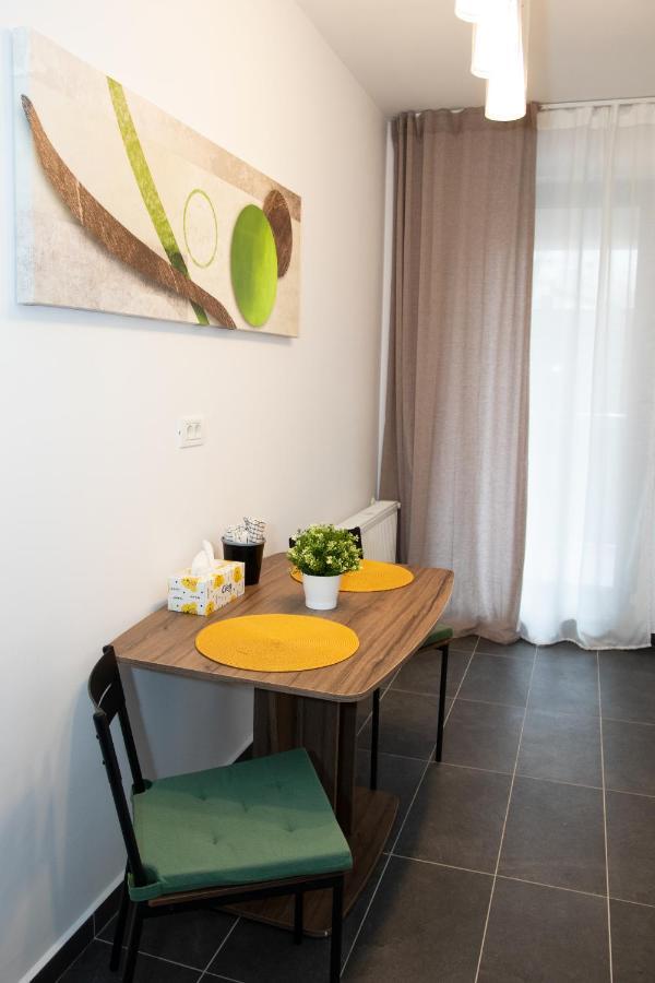 Lazo Two Room- Luxury Apartment Bucharest Luaran gambar