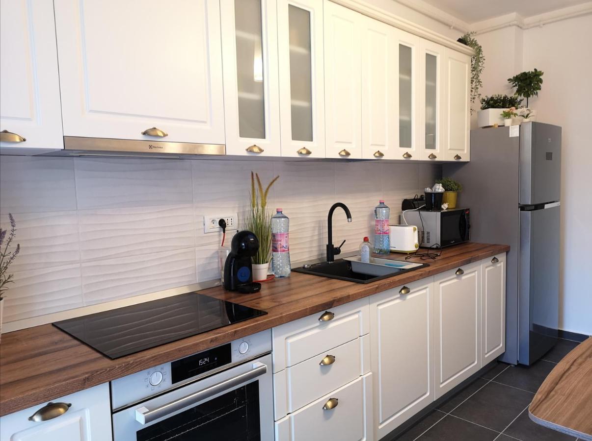 Lazo Two Room- Luxury Apartment Bucharest Luaran gambar