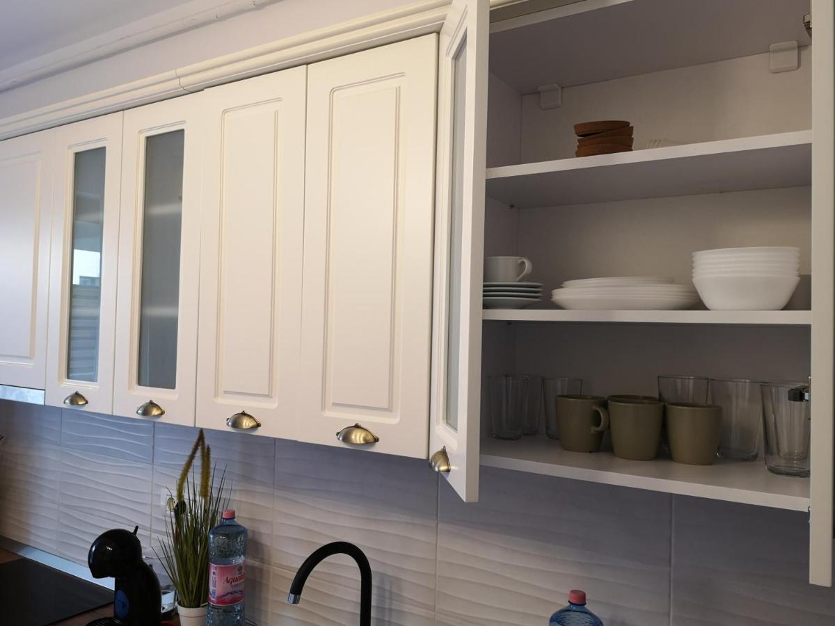 Lazo Two Room- Luxury Apartment Bucharest Luaran gambar